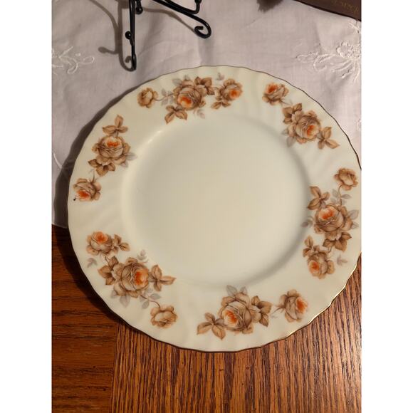 Royal M Other - Vintage‎ Royal M Rosewood Pattern Plate- 7.5 inches